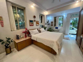 Arora Bhavan Studio 1A, Khar West by Connekt Homes